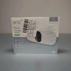 NEW Arlo Pro 3 Floodlight Wire Free Weatherproof Security Camera FB1001W-100NAS
