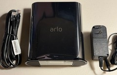 Arlo Ultra Smart Hub Connects Arlo Cameras to Wi-Fi, VMB5000B-100NAS – Black