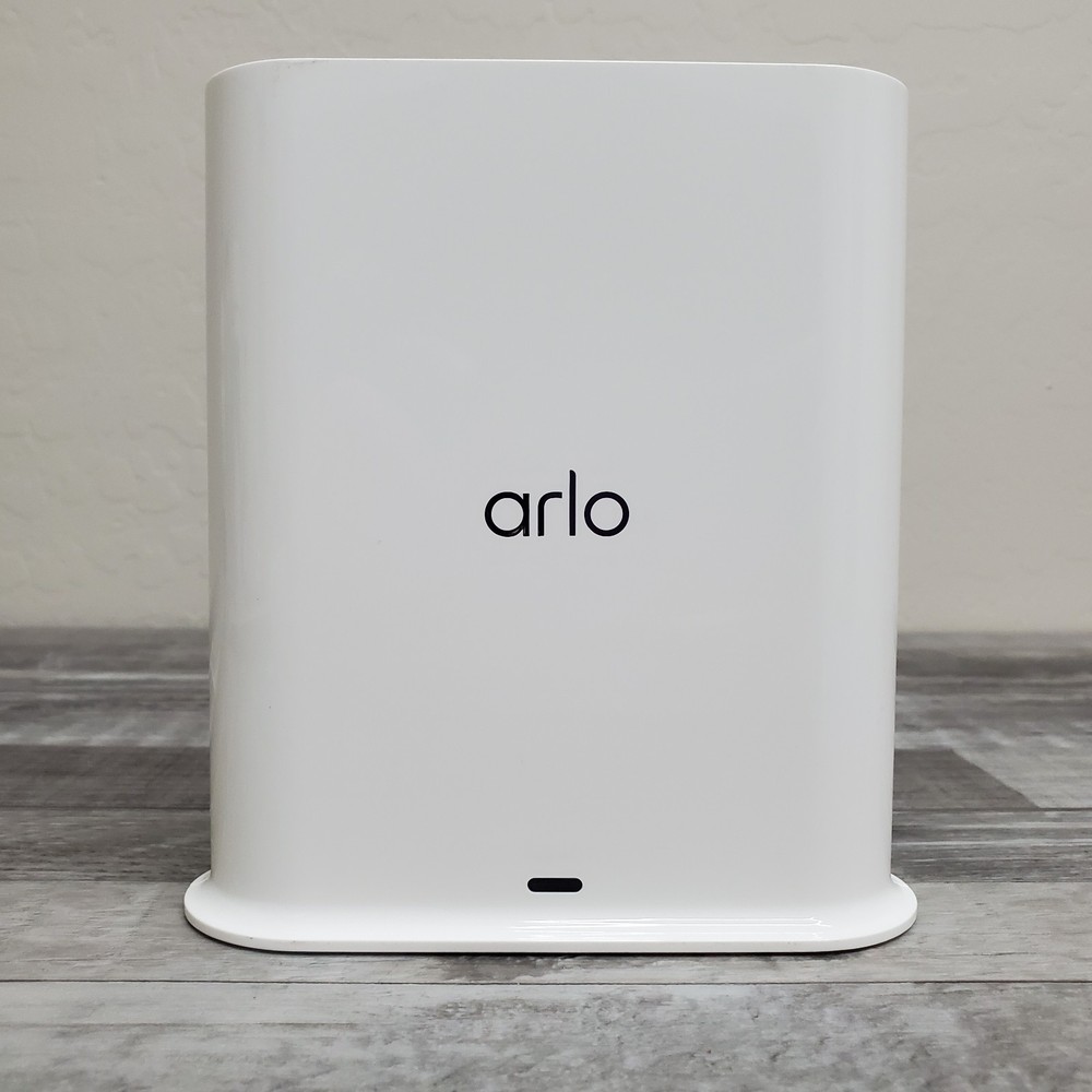 Arlo Ultra VMB4540 Smart Hub Base Station (No Cameras No Cables)