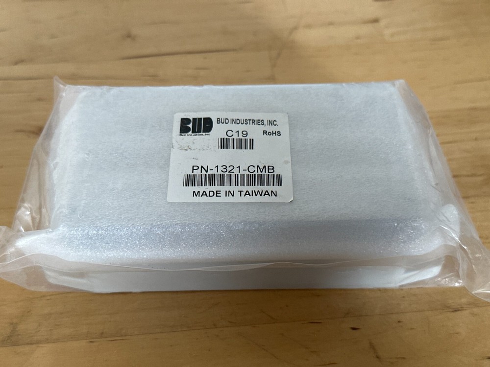 BUD Industries PN-1321-CMB Polycarbonate NEMA 4X Box 4.53″ L x 2.56″ W x Gray
