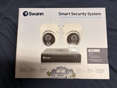 Swann Smart Security System Full HD 1080p 4 Channel video recorder 2 Cameras