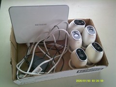 NETGEAR VMB3000 Wireless Indoor 3 Surveillance Base Station with 5 Cameras